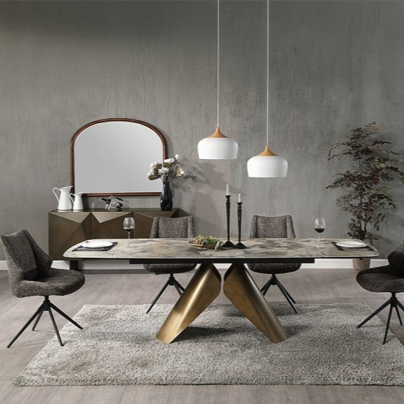 Luxurious Chrome Design